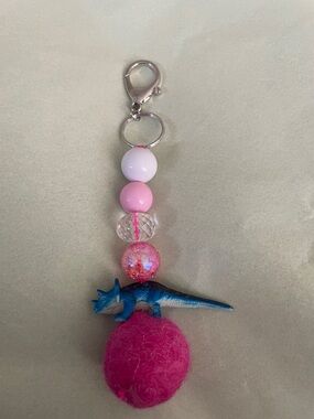 Kid’s entrepreneur shop Colorful Dinosaur Bead Keychain